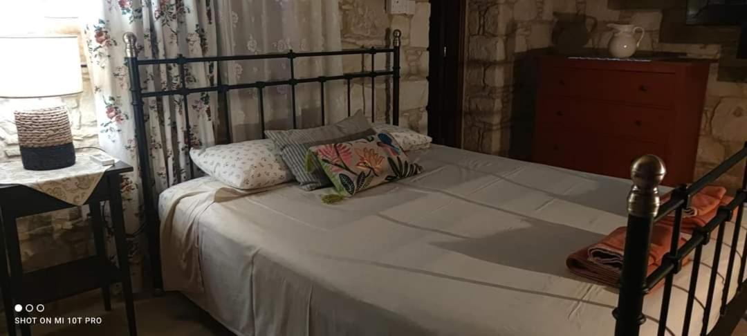 Гостьовий будинок Aliki'S House 1+ 2 Polis Екстер'єр фото