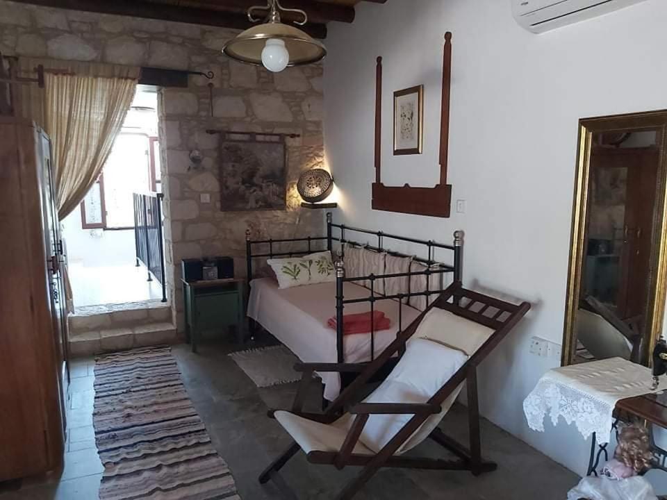 Гостьовий будинок Aliki'S House 1+ 2 Polis Екстер'єр фото